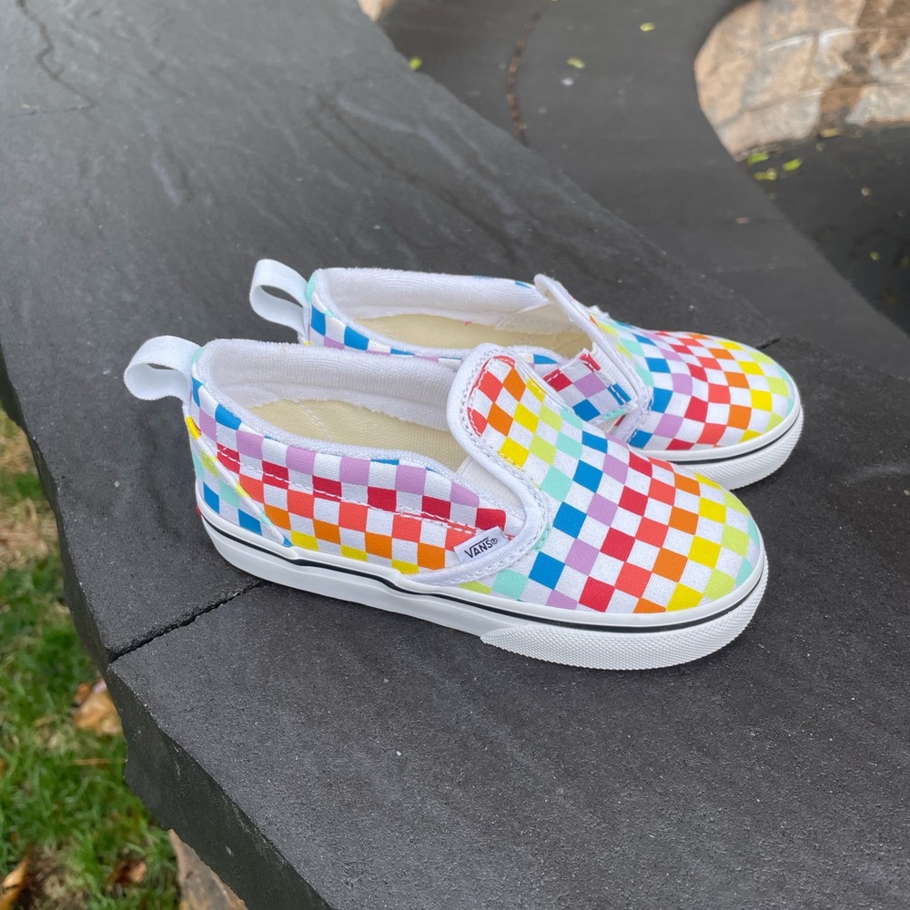 Toddler Rainbow Checker Slip-On vans - Picture 3 of 4